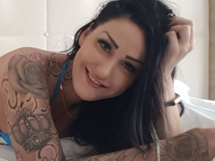 Mira-Grey, 33 Jahre, Pornodarstellerin aus Erfurt