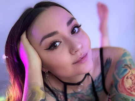 PinkHurricane, 30 Jahre, Pornodarstellerin, aus Wien