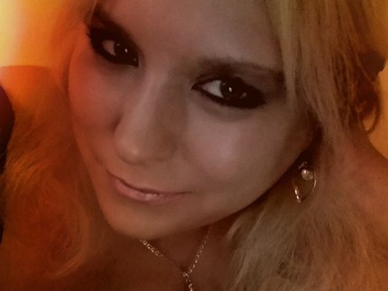NiceNina26, 34 Jahre, Erotikdarstellerin, aus Krefeld
